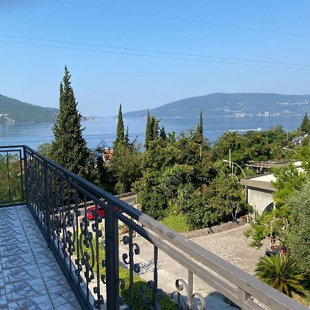 Vila Corovic Кумбор Экстерьер фото