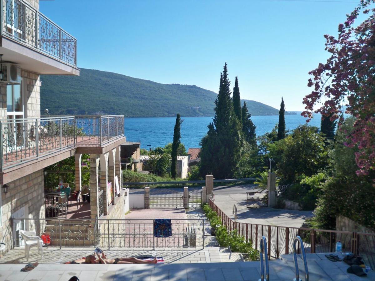 Vila Corovic Кумбор Экстерьер фото