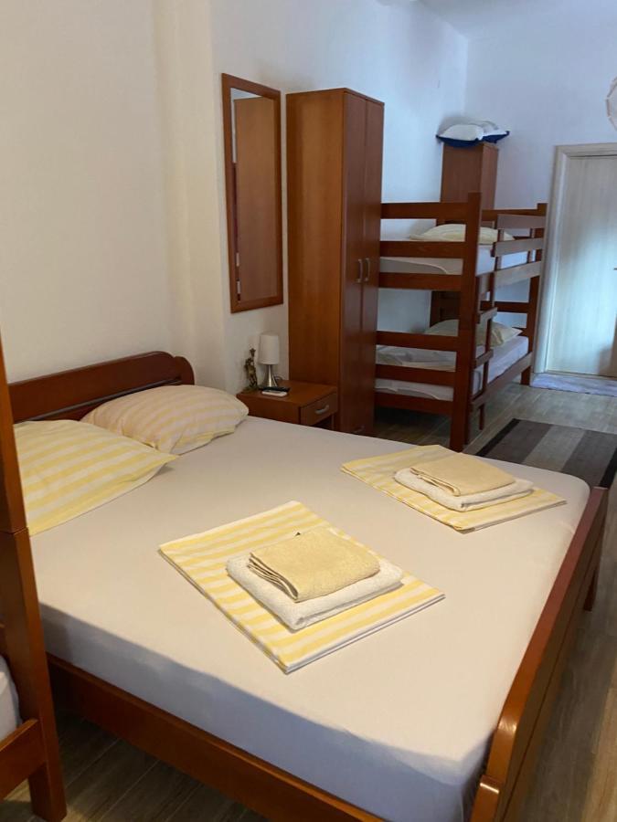 Vila Corovic Кумбор Экстерьер фото