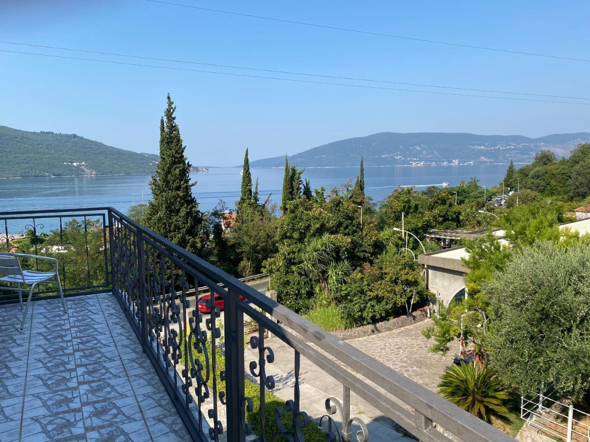 Vila Corovic Кумбор Экстерьер фото