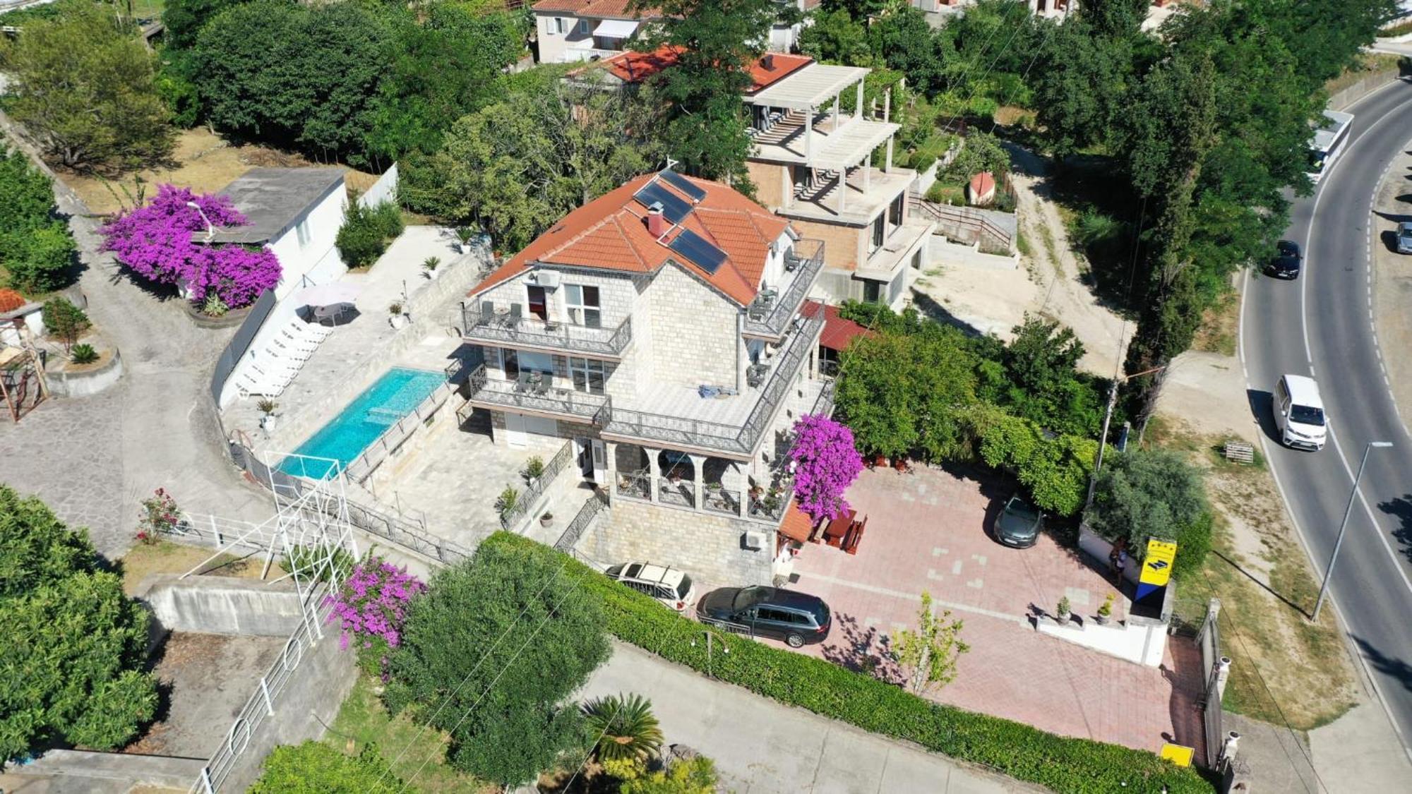 Vila Corovic Кумбор Экстерьер фото